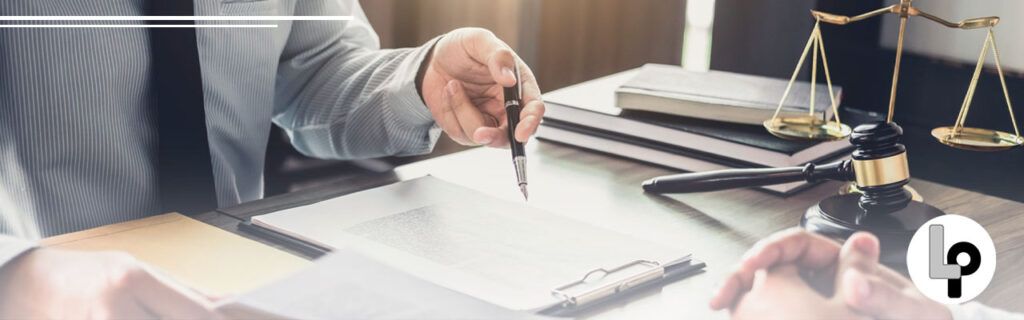 Traducción de documentos certificados por traductores profesionales.