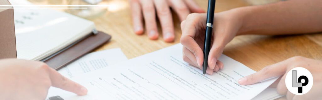 Traducción de documentos certificados para apelaciones de inmigración.